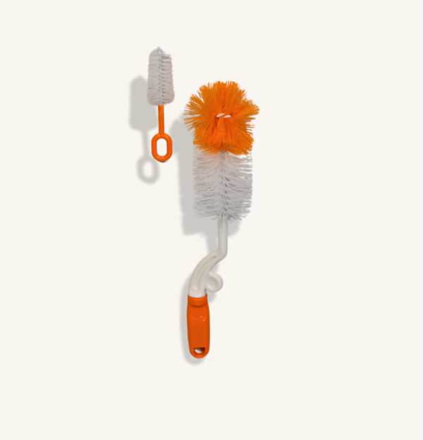 "Elegant Bottle Brush: The Perfect Tool for a Spotless Clean"